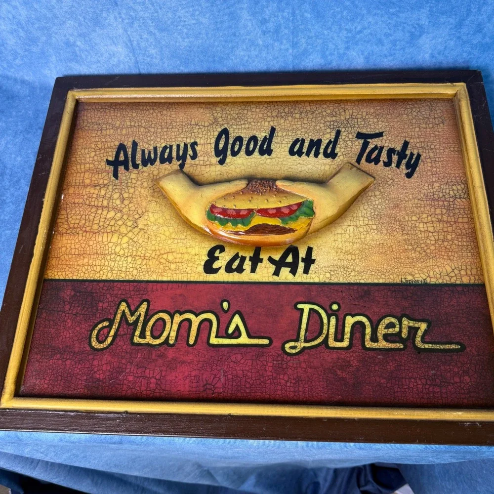 Vintage 3D Mom's Diner Wall Art Plaque Retro Hamburger Kitchen Decor Sign